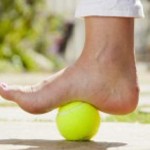 Foot massage with a ball
